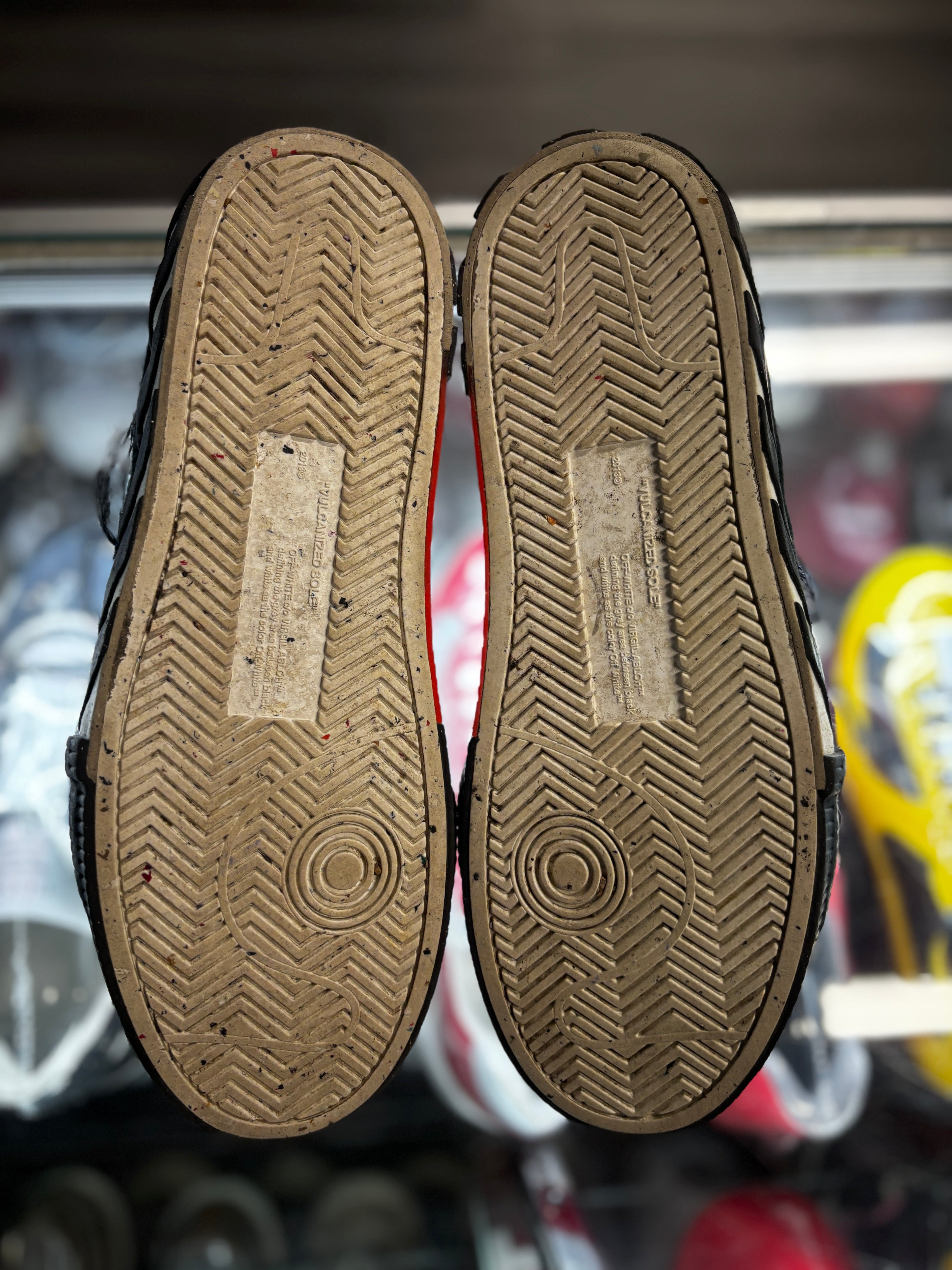Off white Vulcanize "Black"