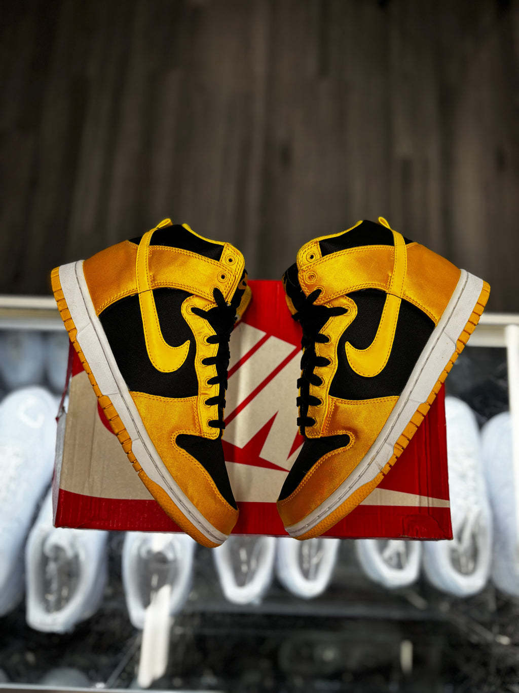 2023 Nike Dunk High "Satin Goldenrod" (W)