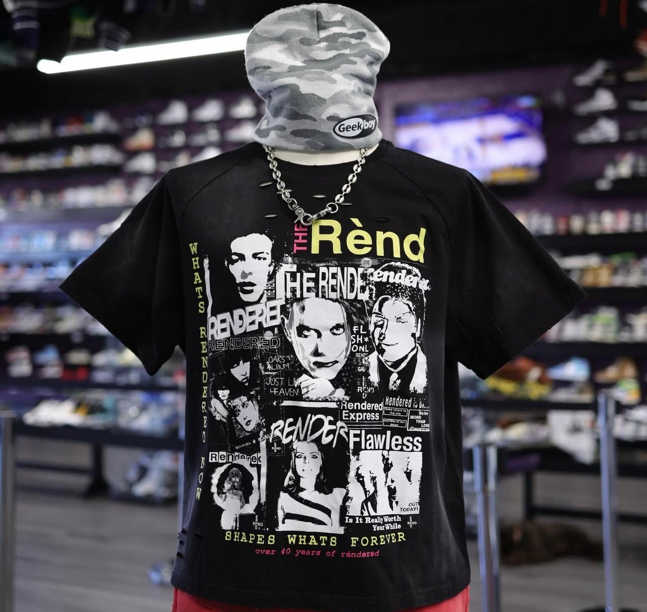 Renderdet Distressed Tee "Black/White"