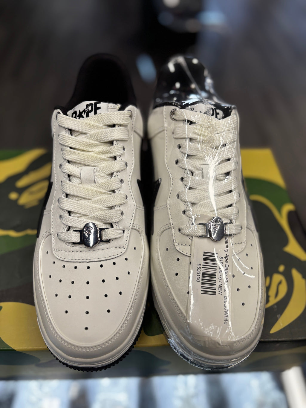A Bathing Ape Bape Sta #2 "Black/White