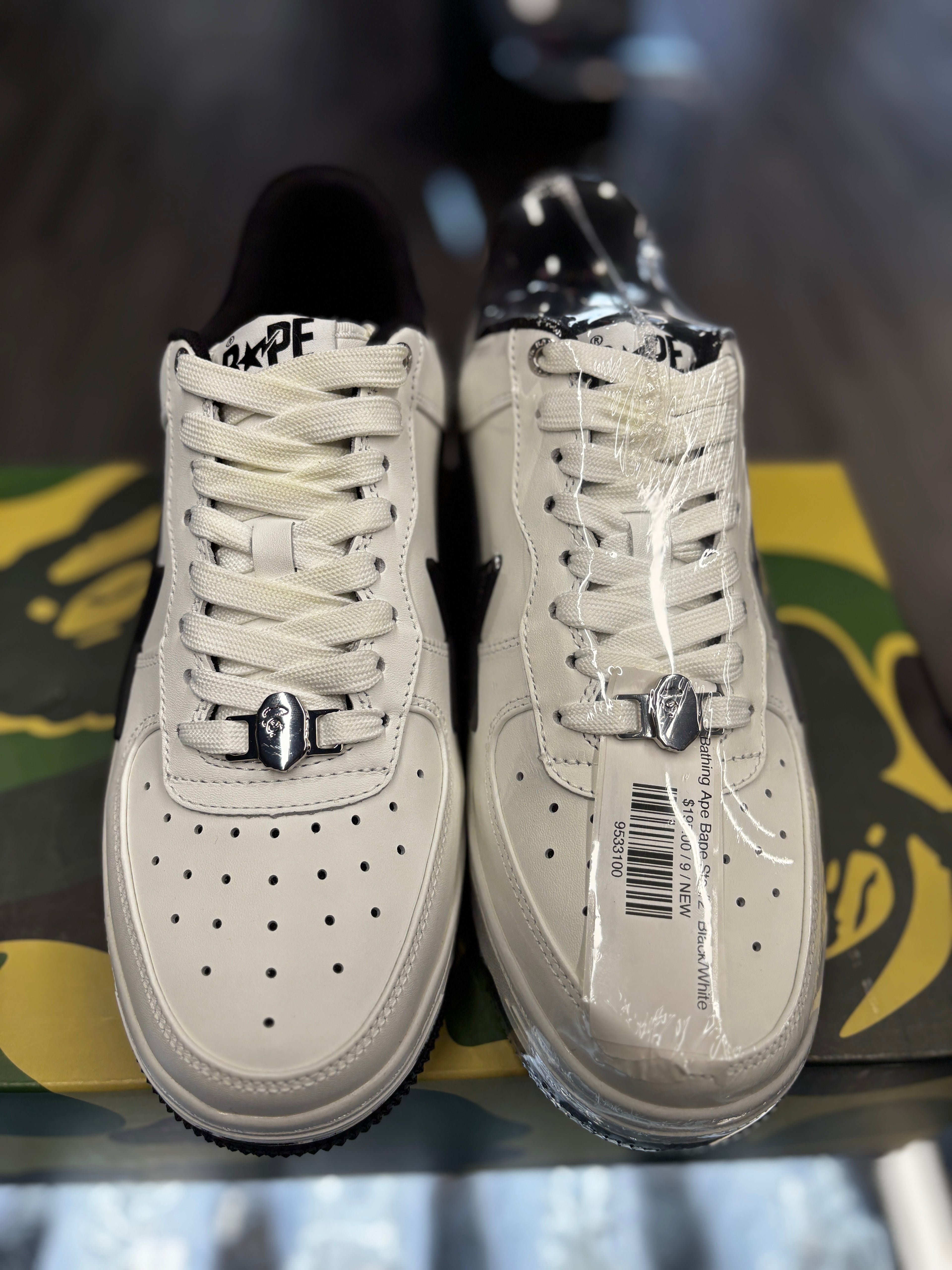 A Bathing Ape Bape Sta #2 "Black/White