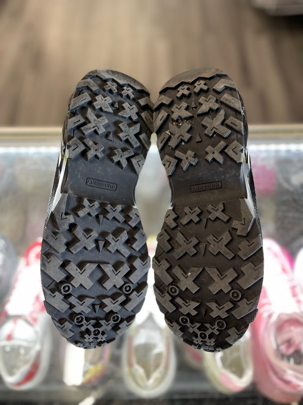 Burberry Arthur Monogram Print "Black"