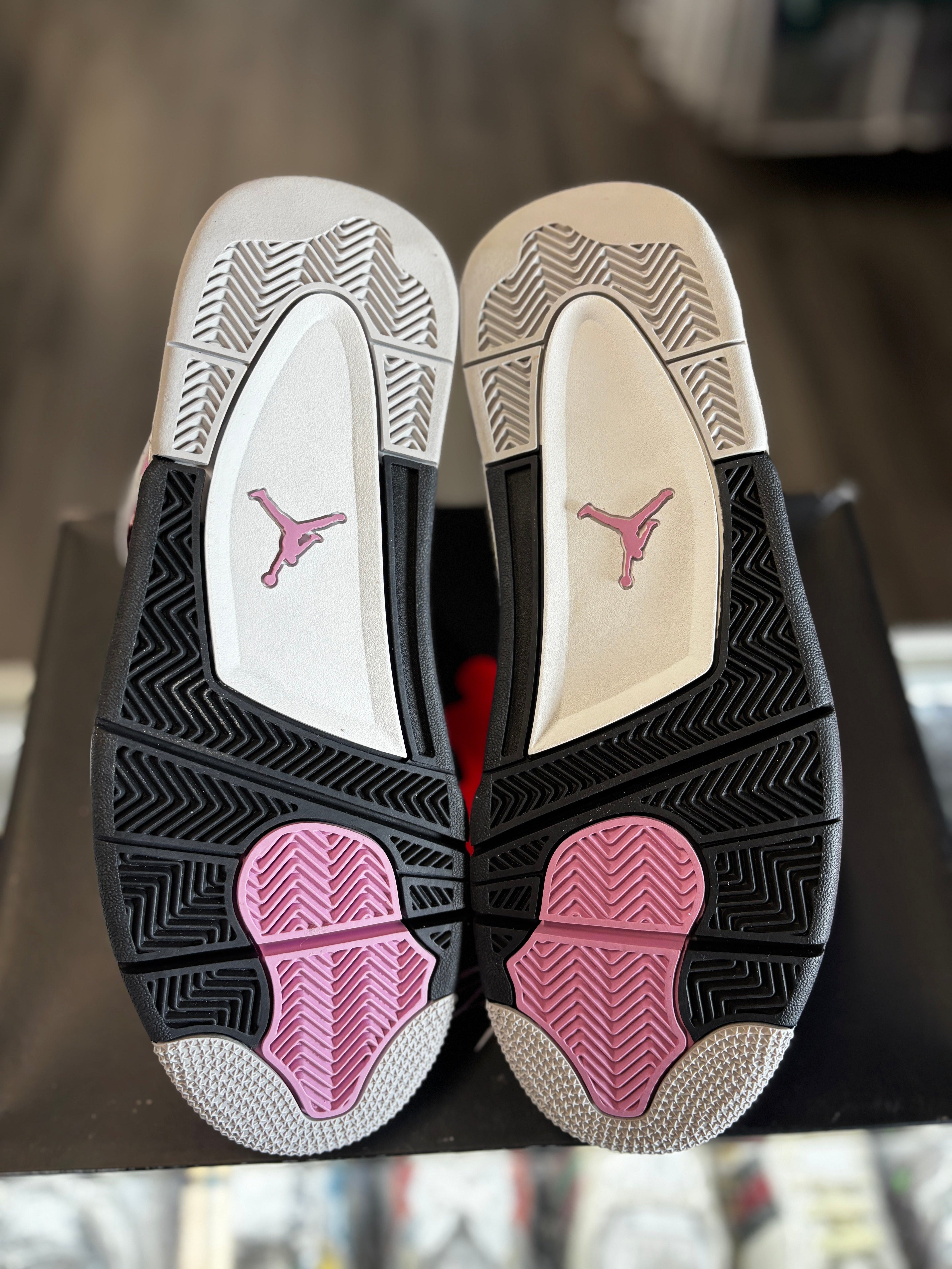 2024 Air Jordan Retro 4 "Orchid" (W)