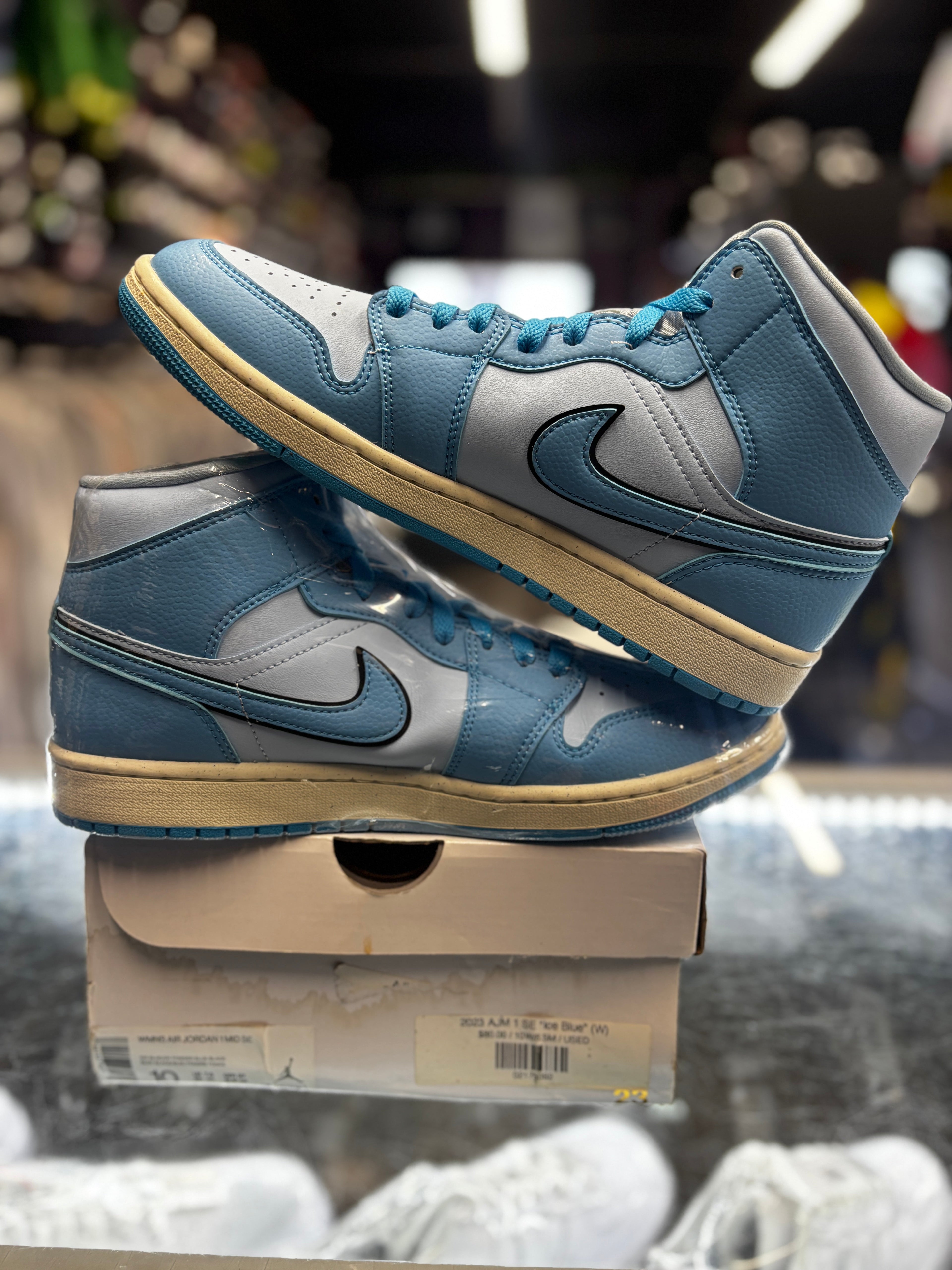 2023 Air Jordan Mid 1 SE "Ice Blue" (W)