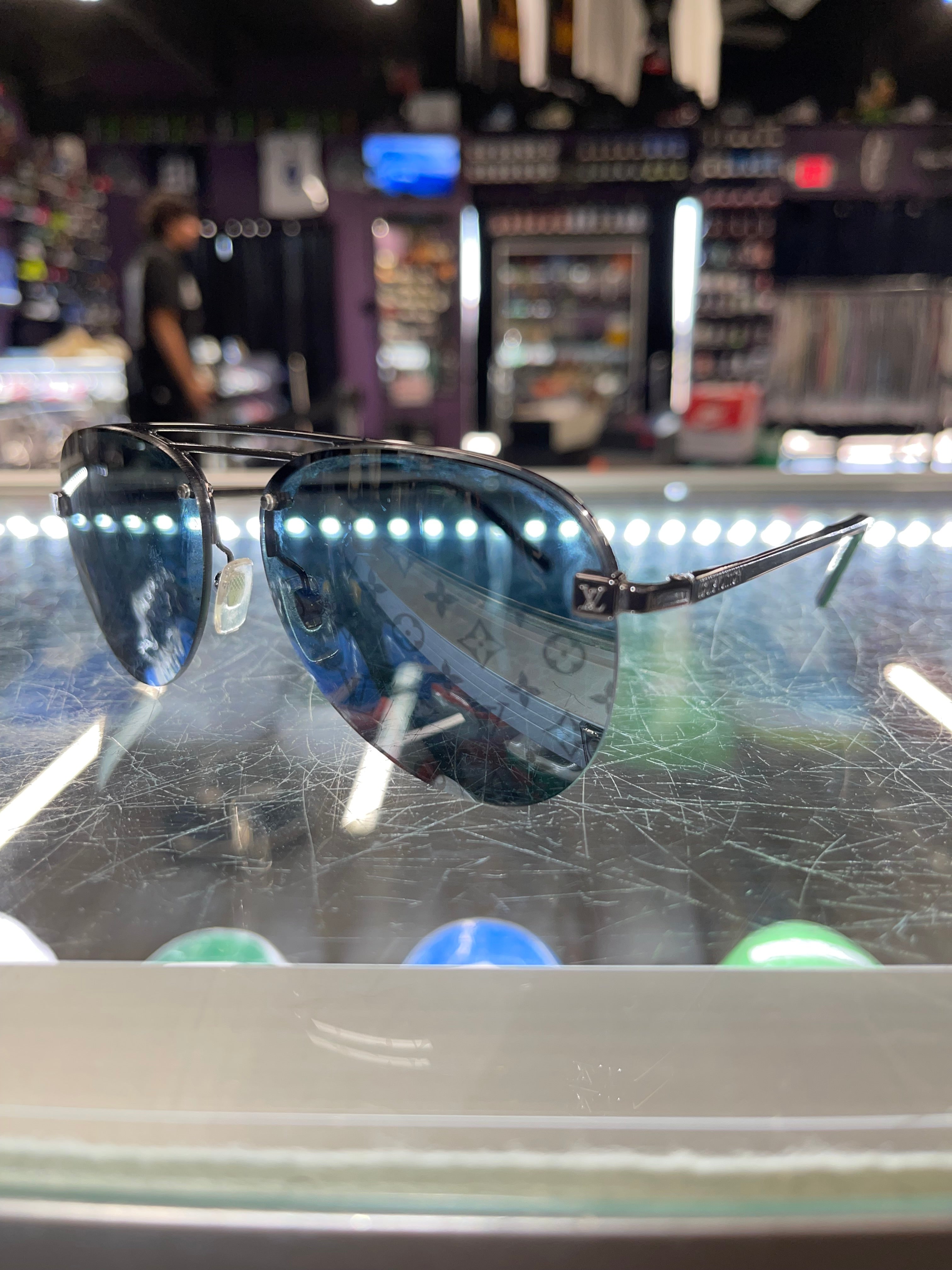 Louis Vuitton Shades