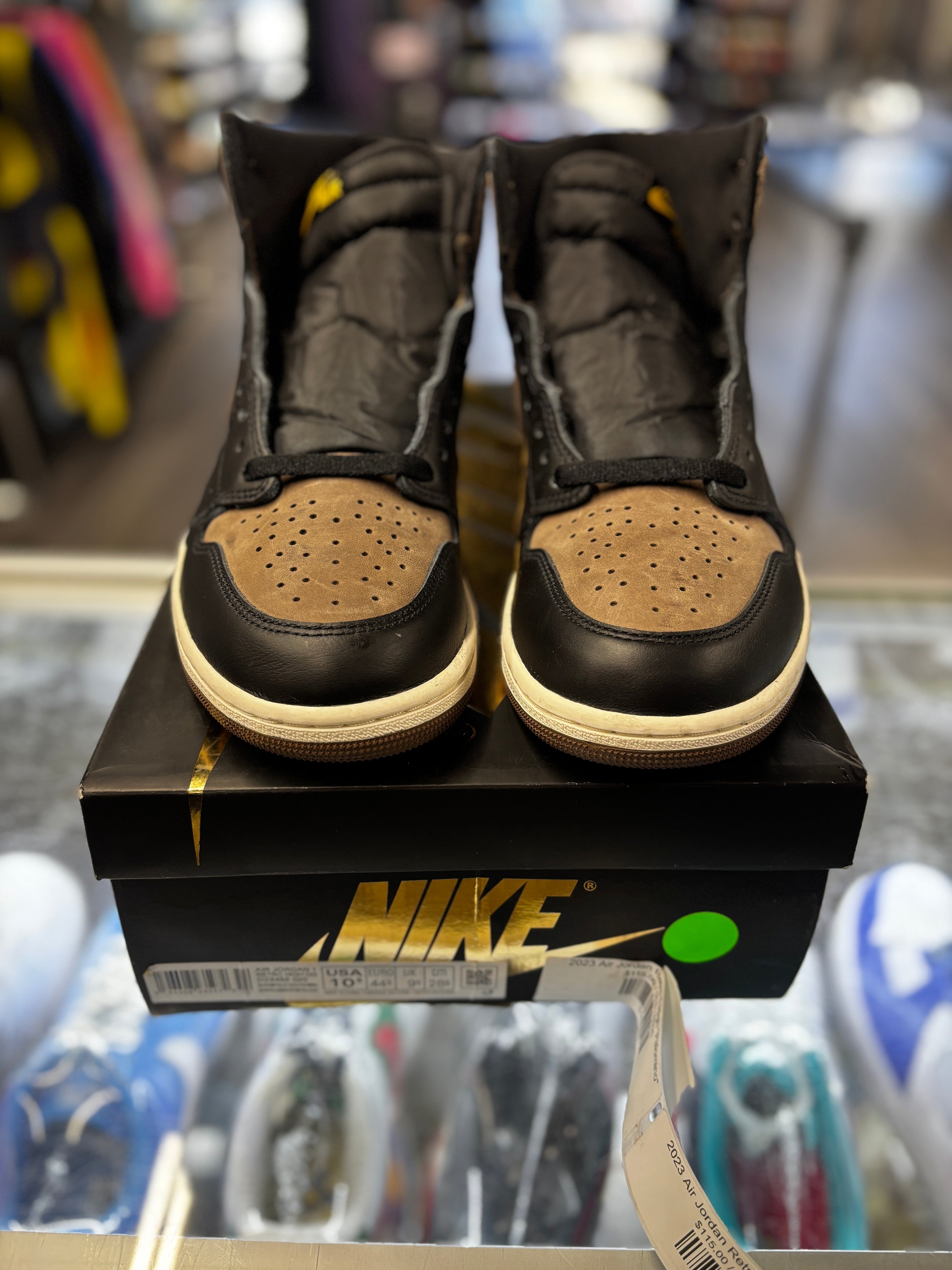 2023 Air Jordan Retro 1 High "Palomino"
