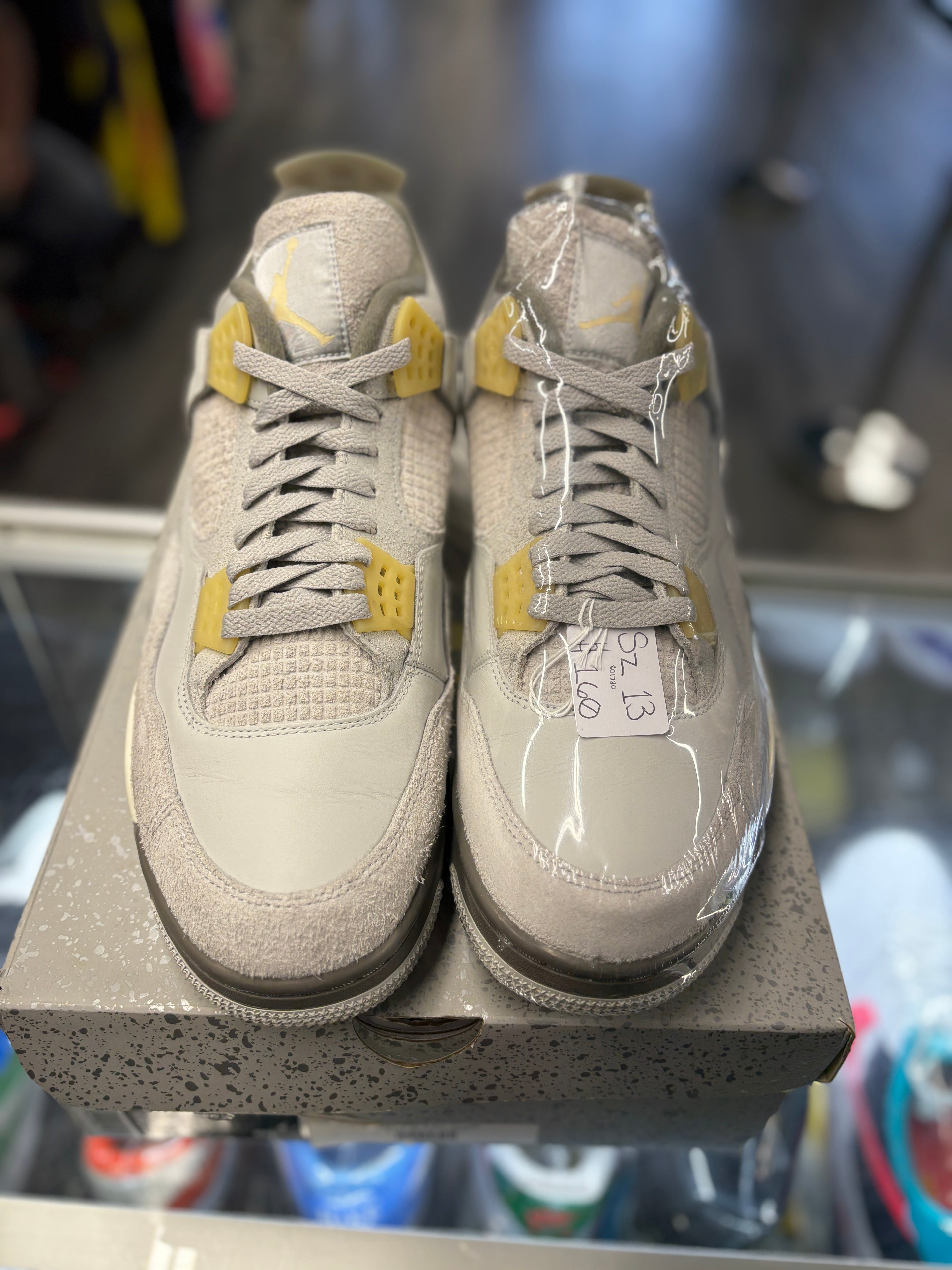 2023 Air Jordan Retro 4 SE "Craft Photon Dust"