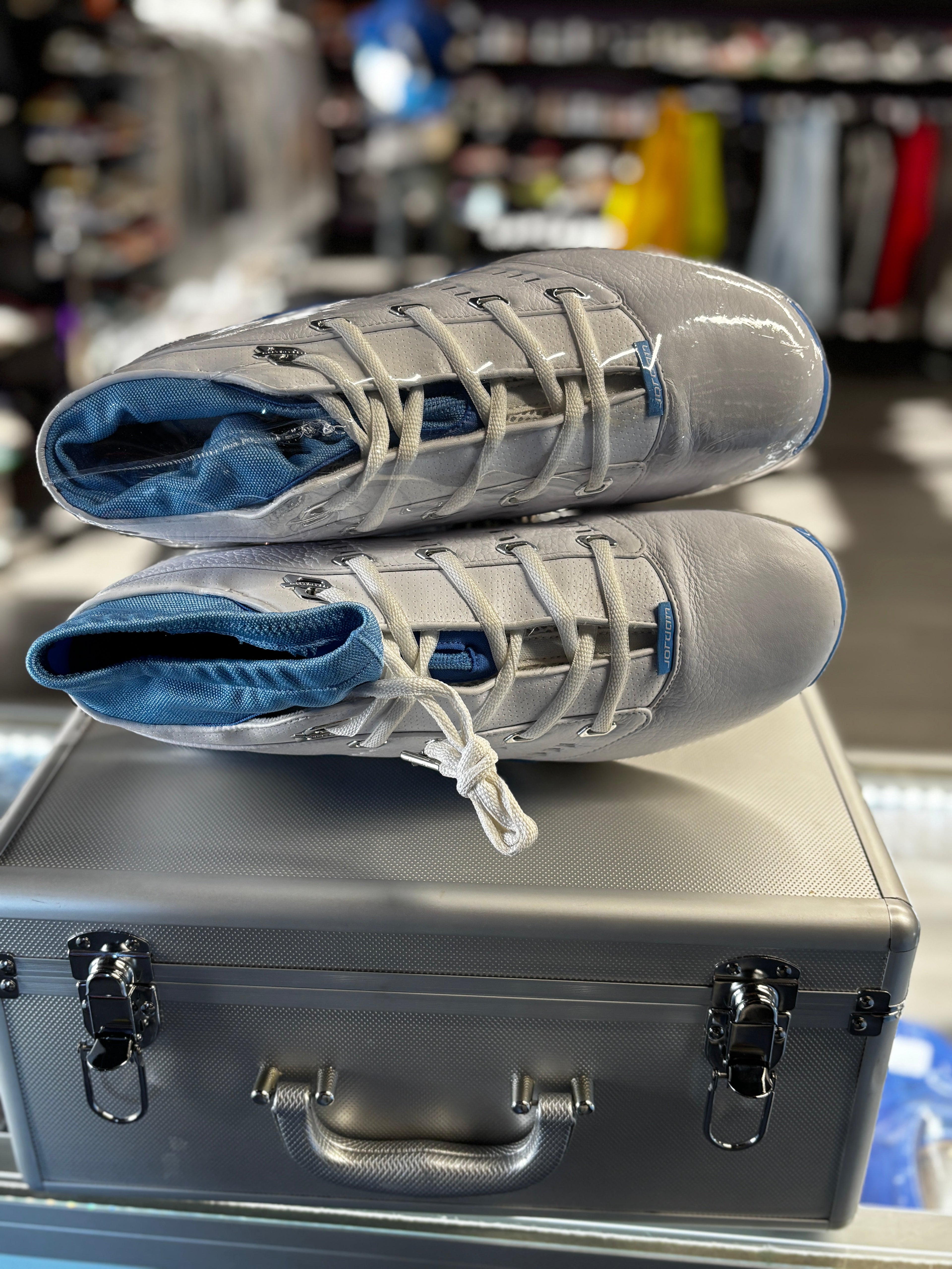 2024 Air Jordan Retro 17 Low "University Blue"