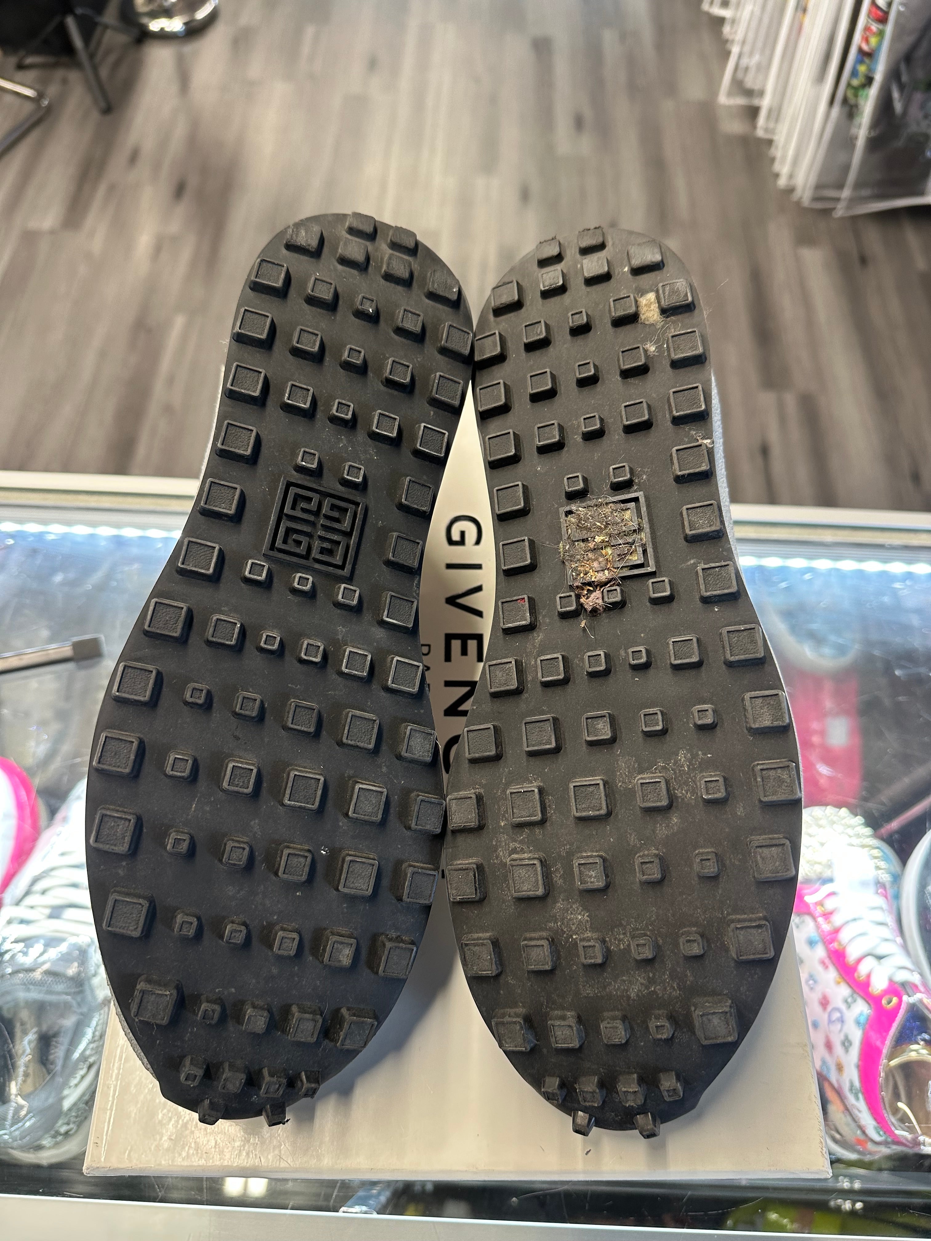 Givenchy Active Runner "Black/Multicolor"
