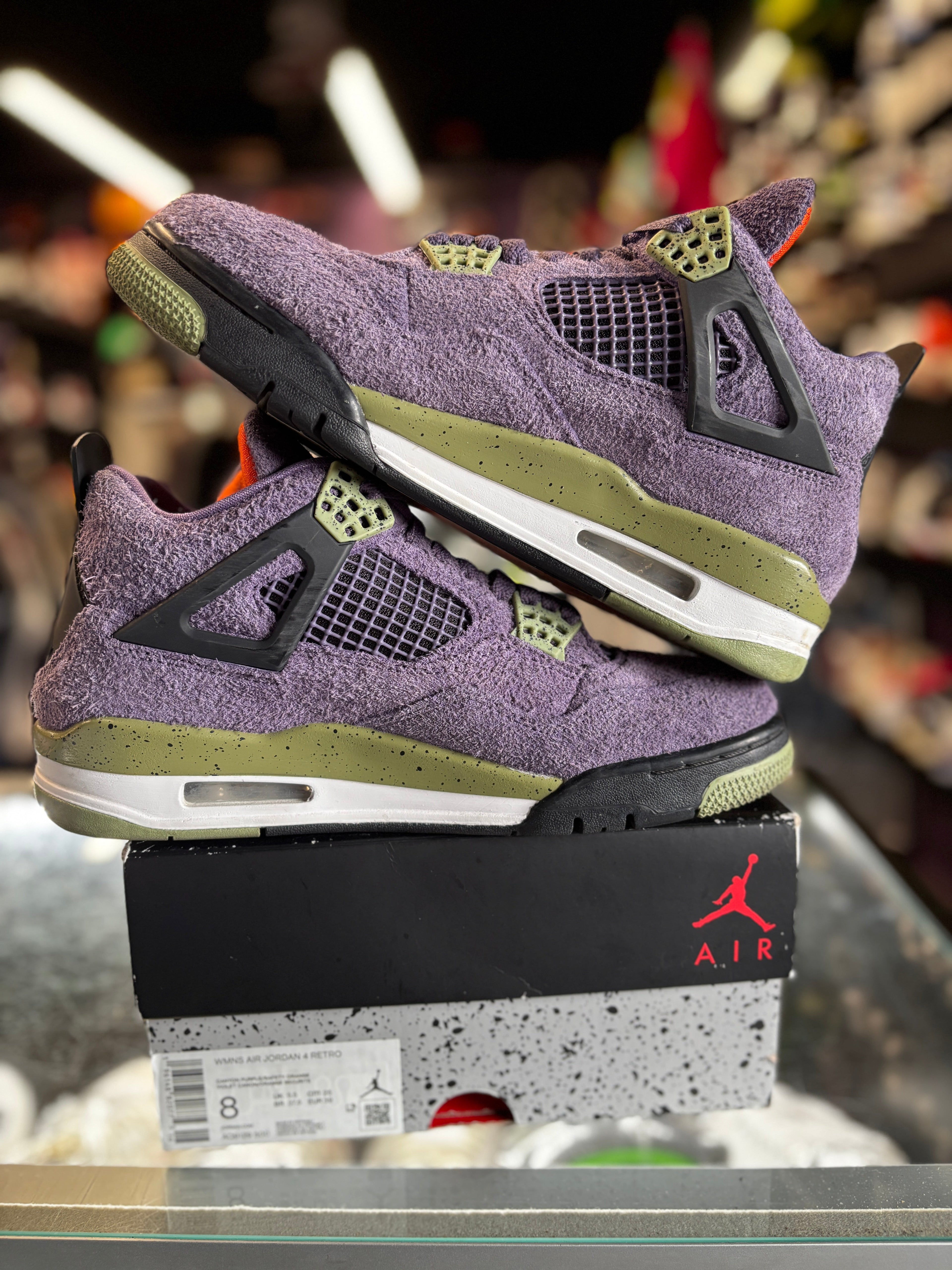 2022 Air Jordan Retro 4 "Canyon Purple" (W)