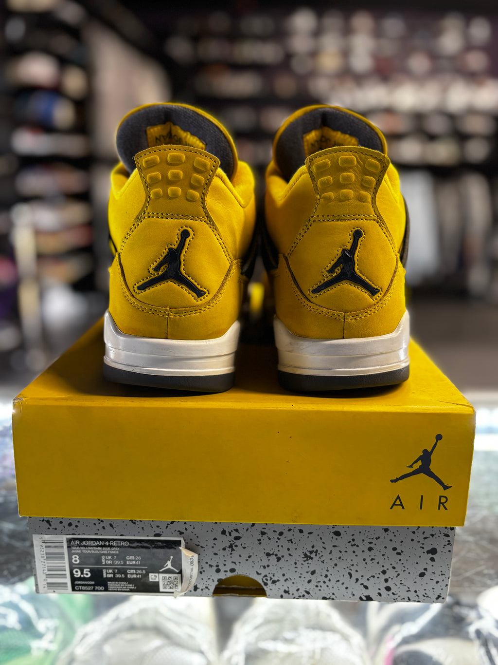 2021 Air Jordan Retro 4 "Lightning"