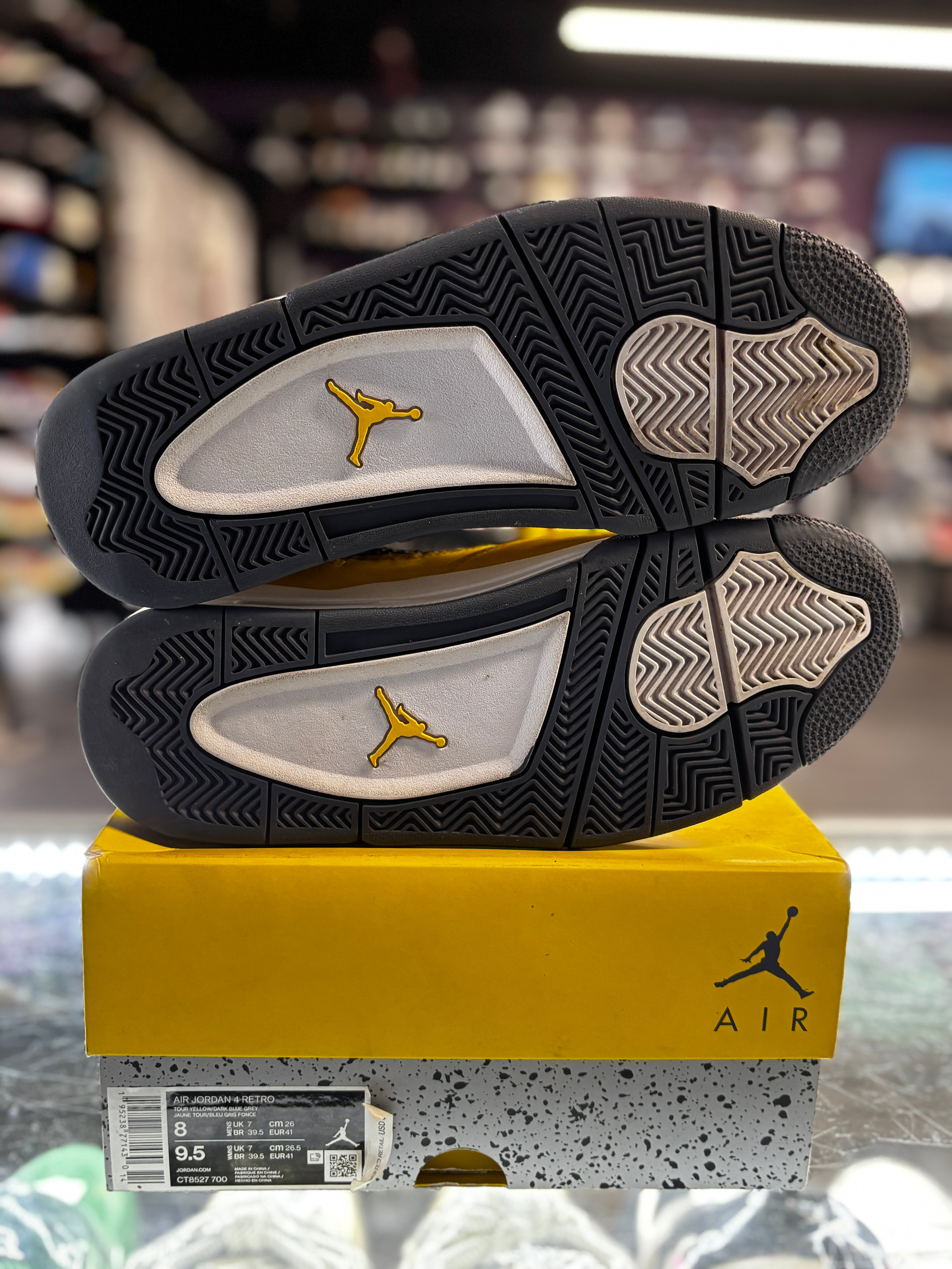 2021 Air Jordan Retro 4 "Lightning"