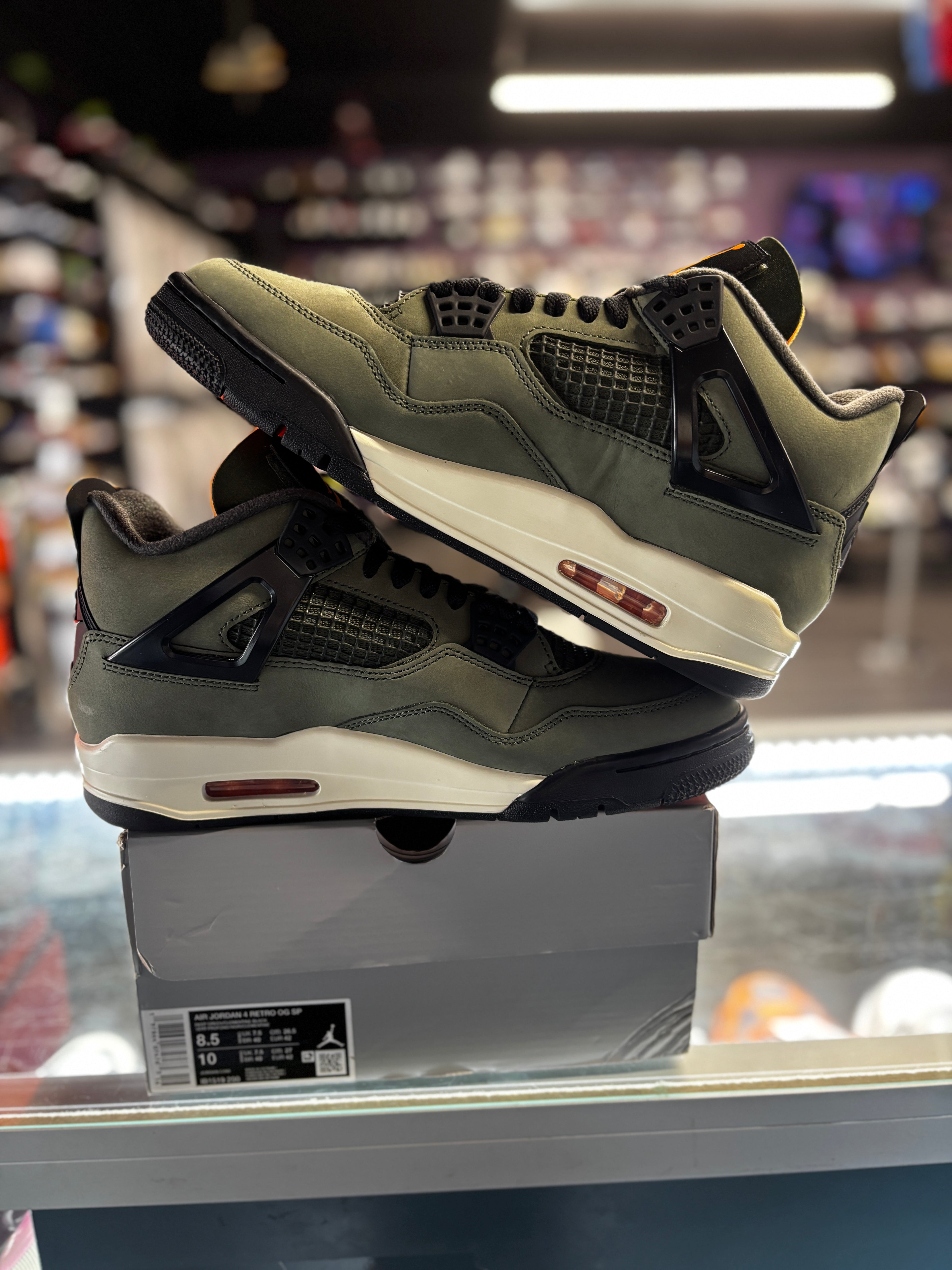 2025 Air Jordan Retro 4 "Undefeated"