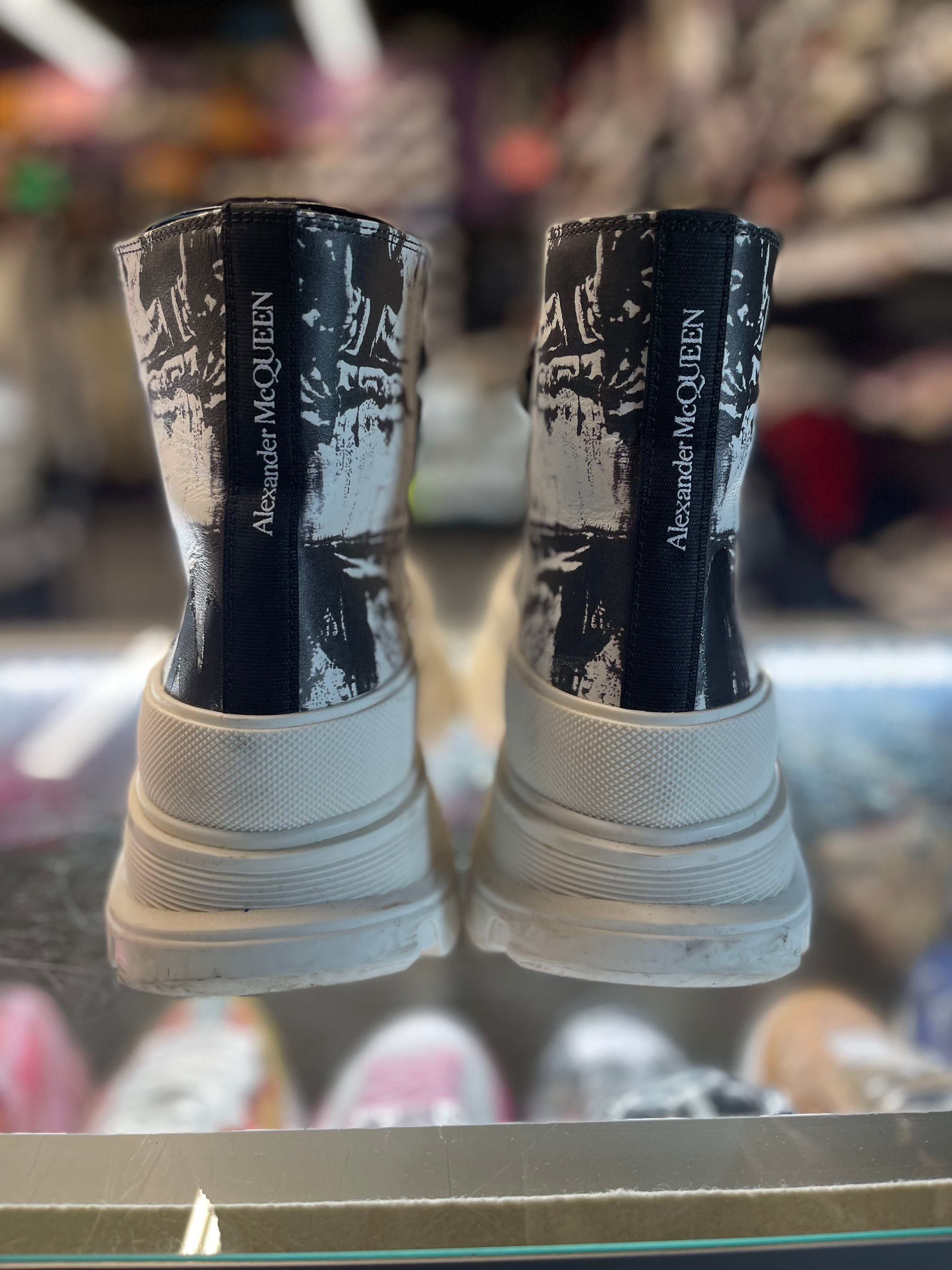Alexander McQueen Graffiti Tread Slick Boot "White/Black"