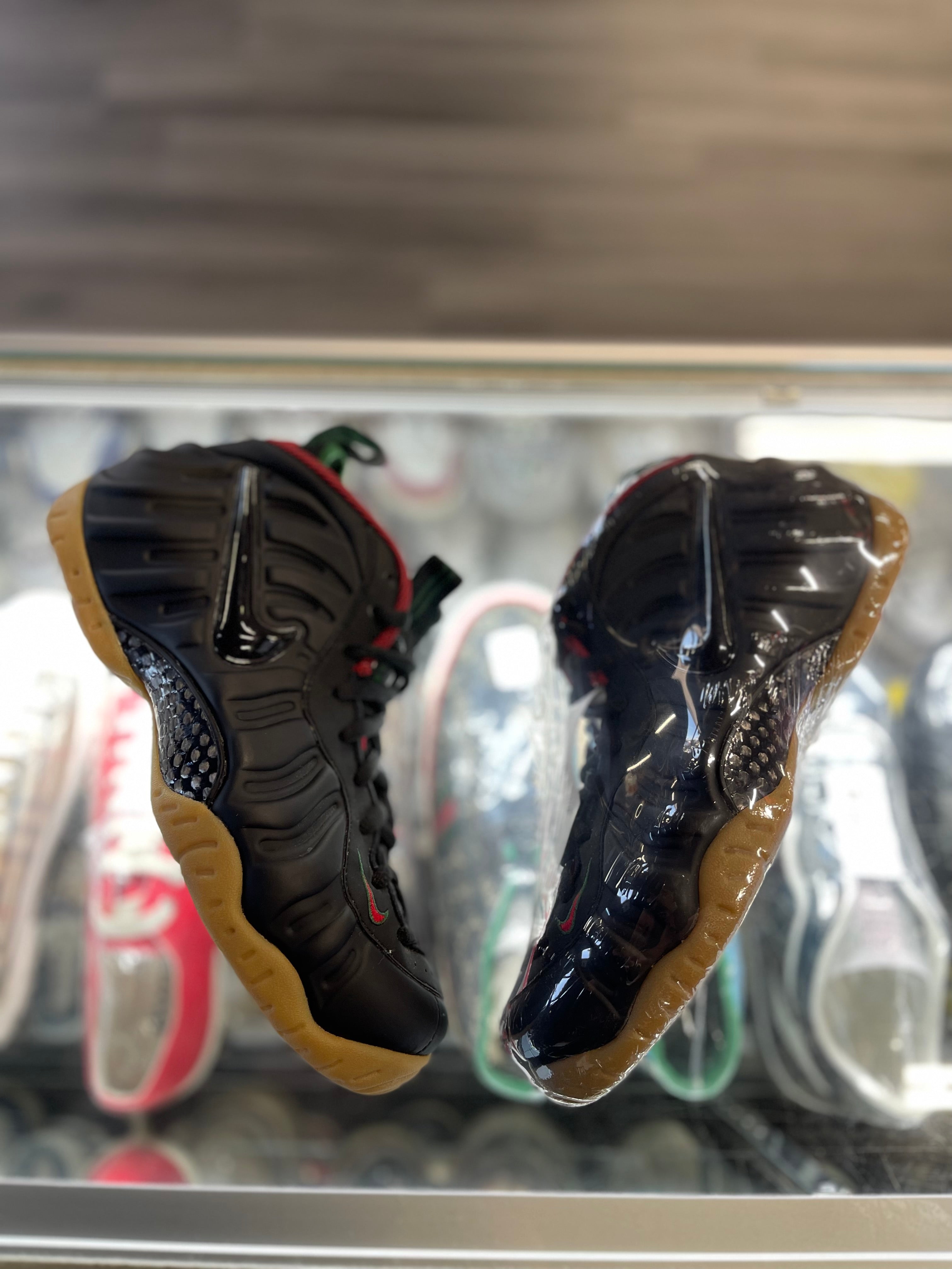 2015 Nike Foamposite Pro "Gucci"
