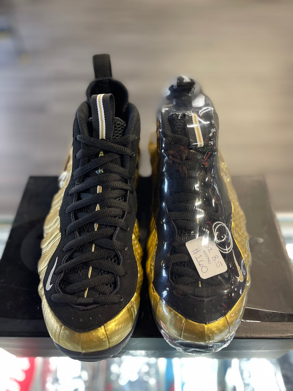 2017 Nike Air Foamposite "Metallic Gold"