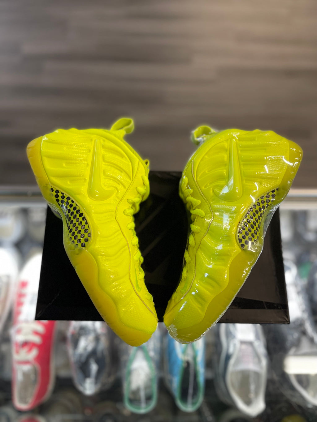 2014 Nike Air Foamposite Pro "Volt"