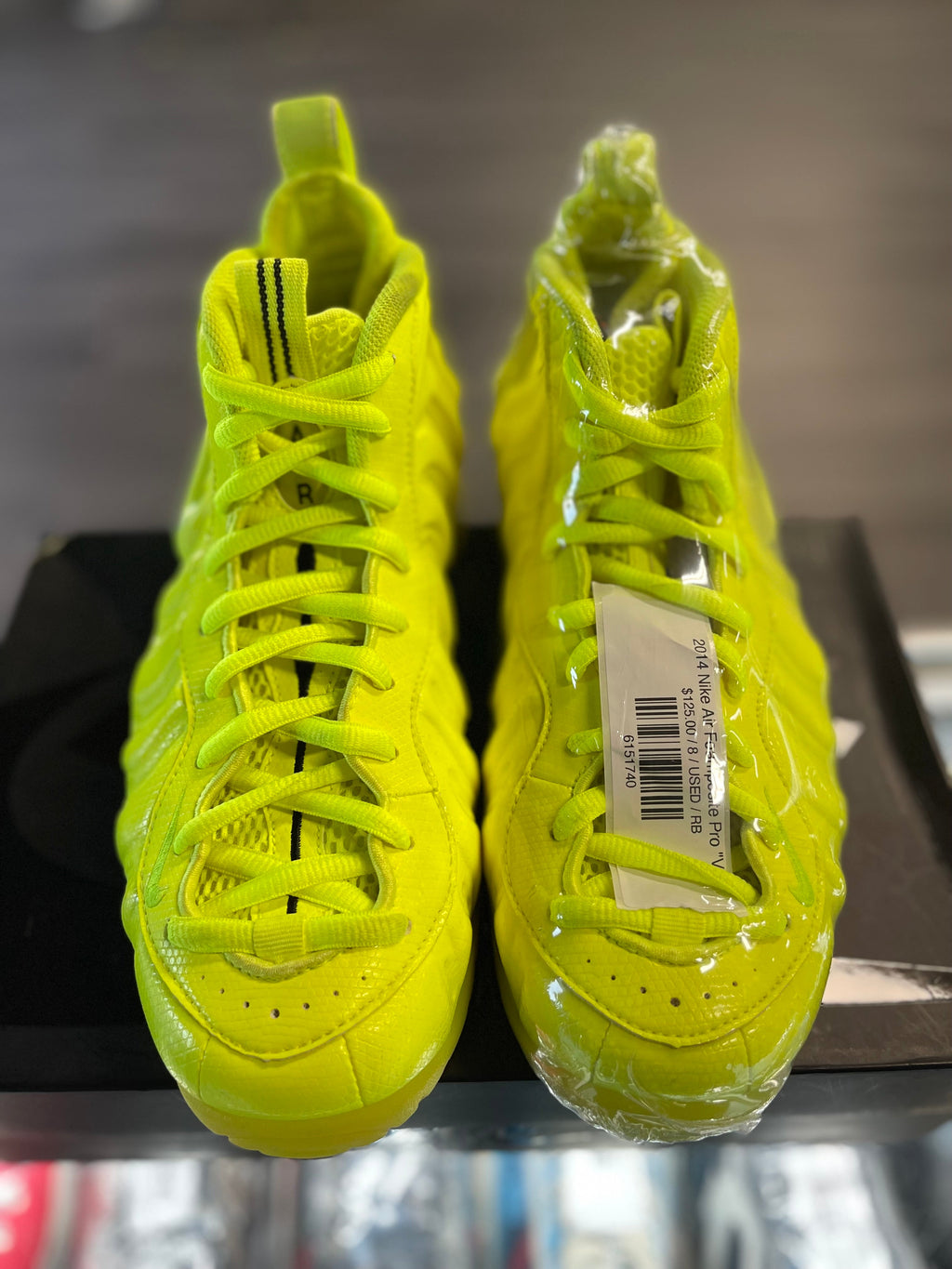 2014 Nike Air Foamposite Pro "Volt"