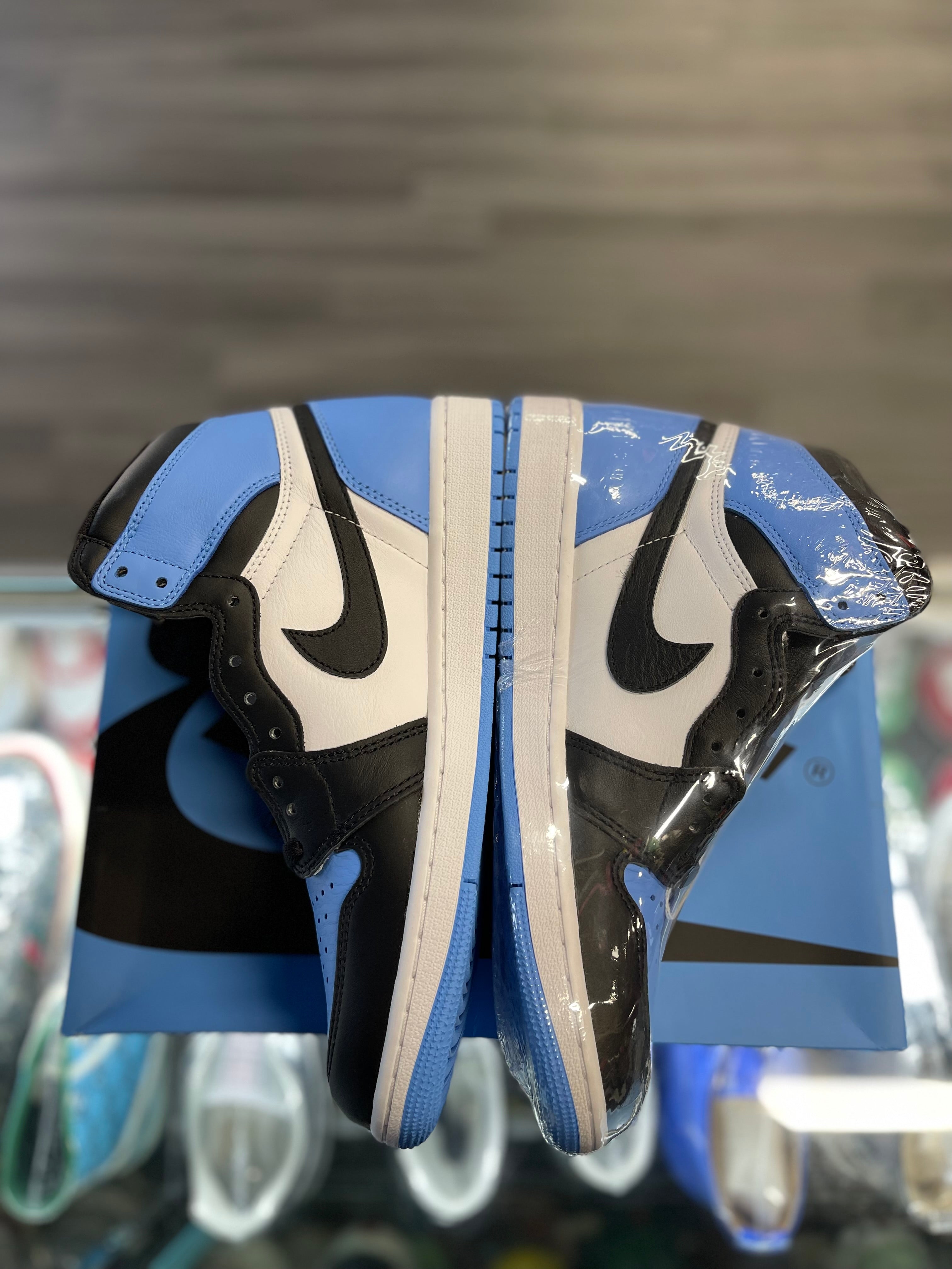 2023 Air Jordan Retro 1 High OG "UNC Toe"