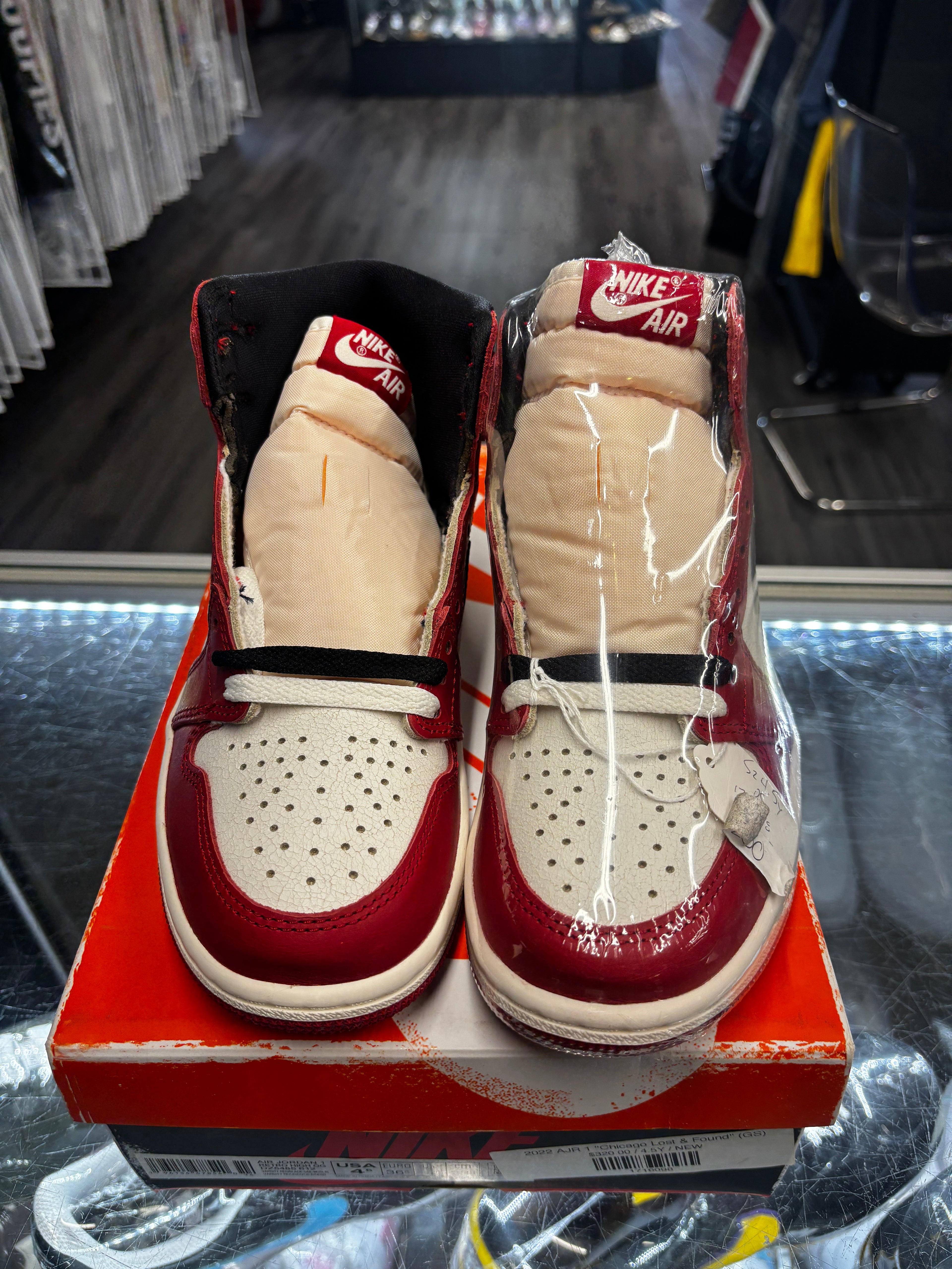 2022 Air Jordan Retro 1 "Chicago Lost & Found" (GS)