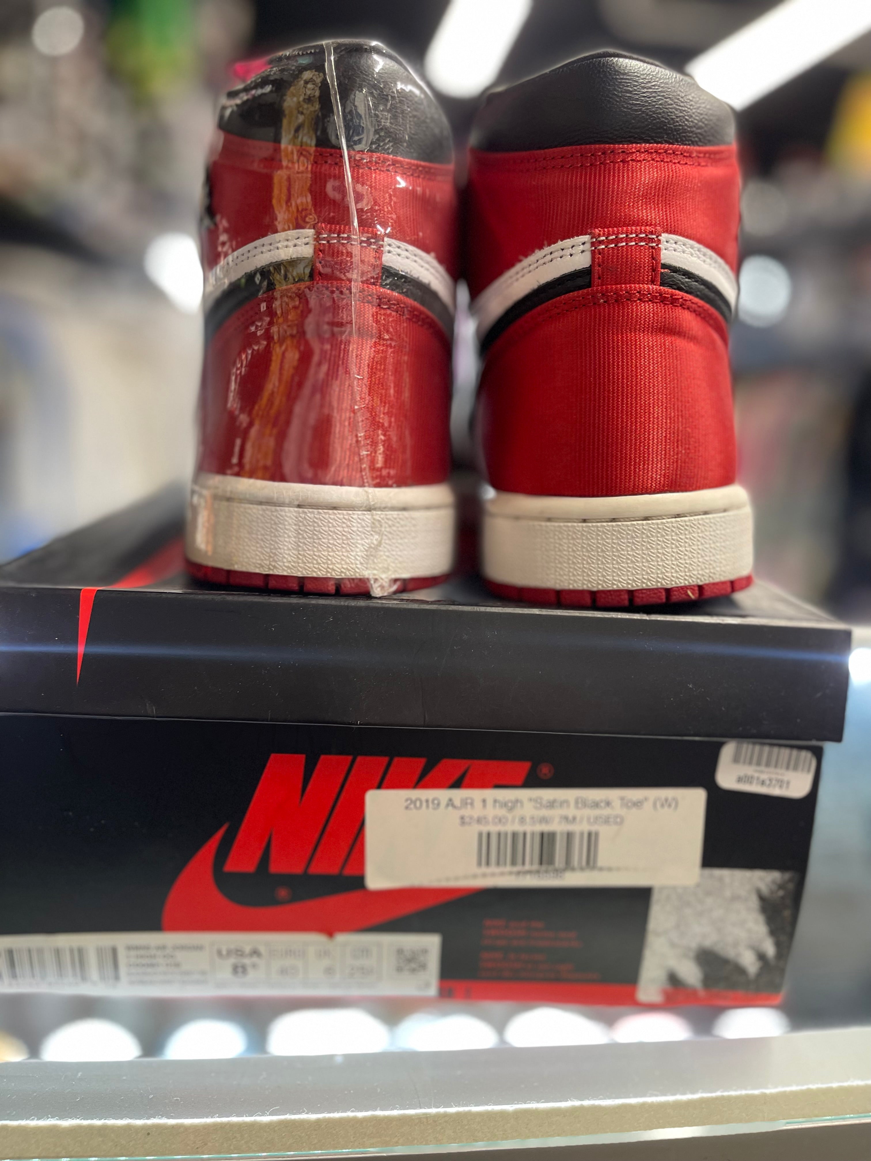 2019 AJR 1 High "Satin Black Toe" (W)