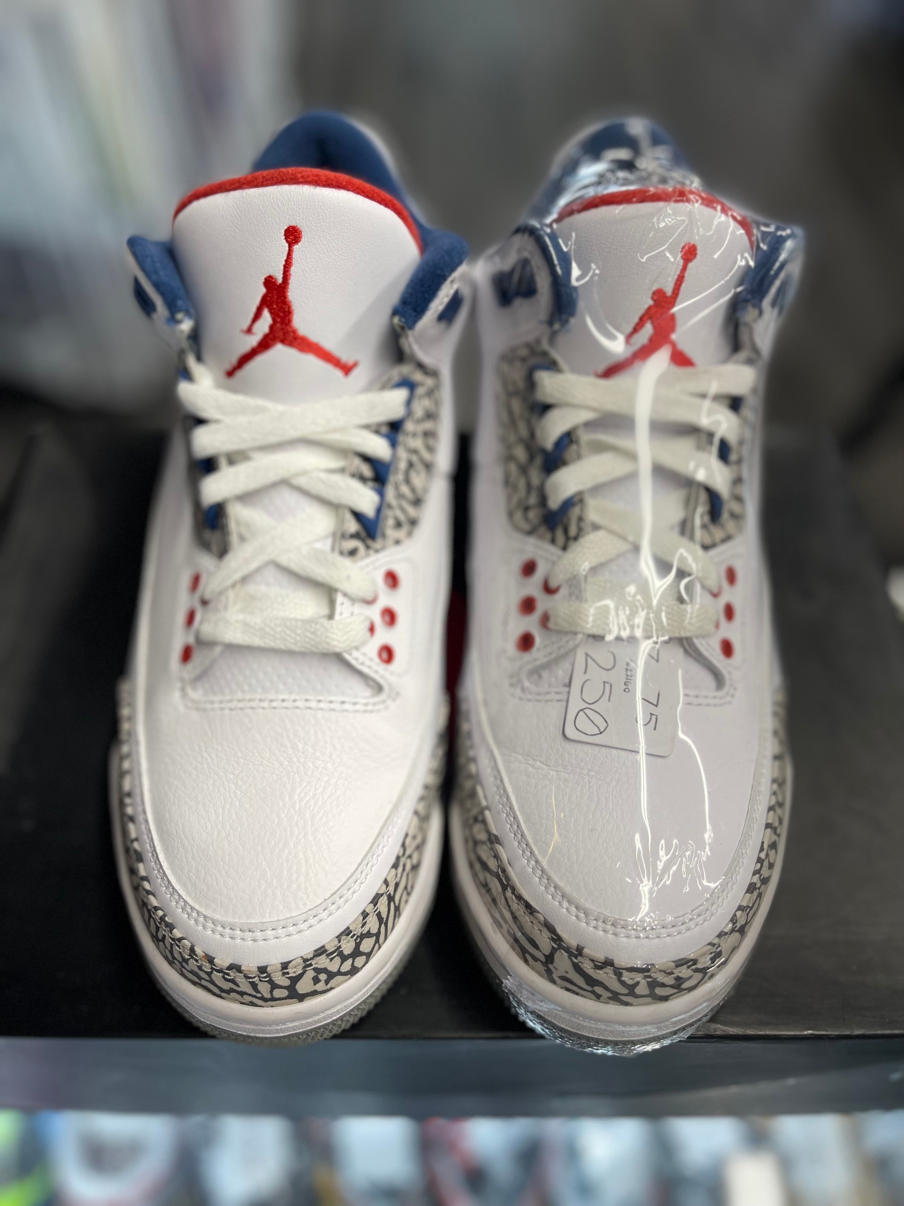 2016 Air Jordan Retro 3 "True Blue"