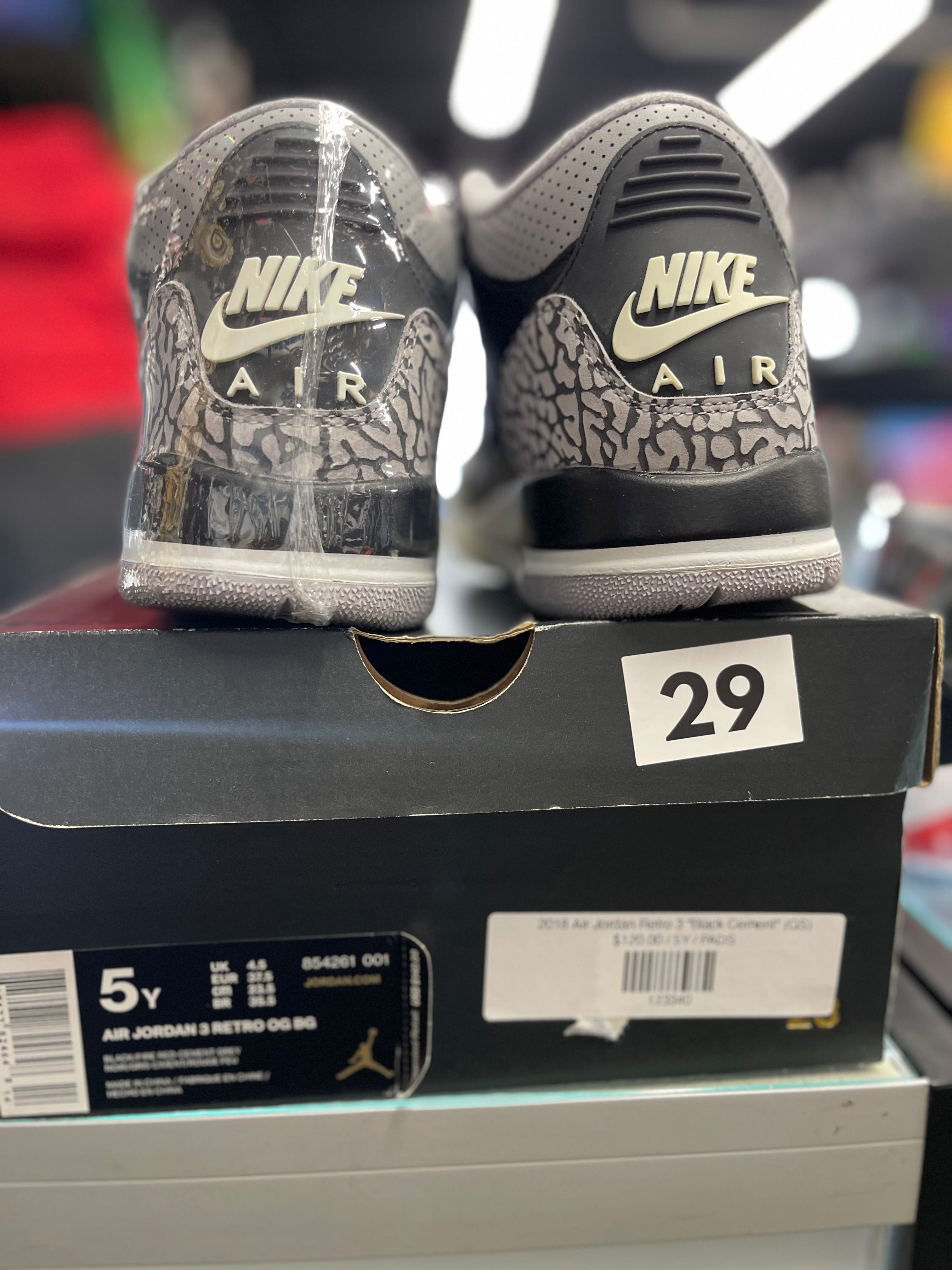 2018 Air Jordan Retro 3 "Black Cement" (GS)