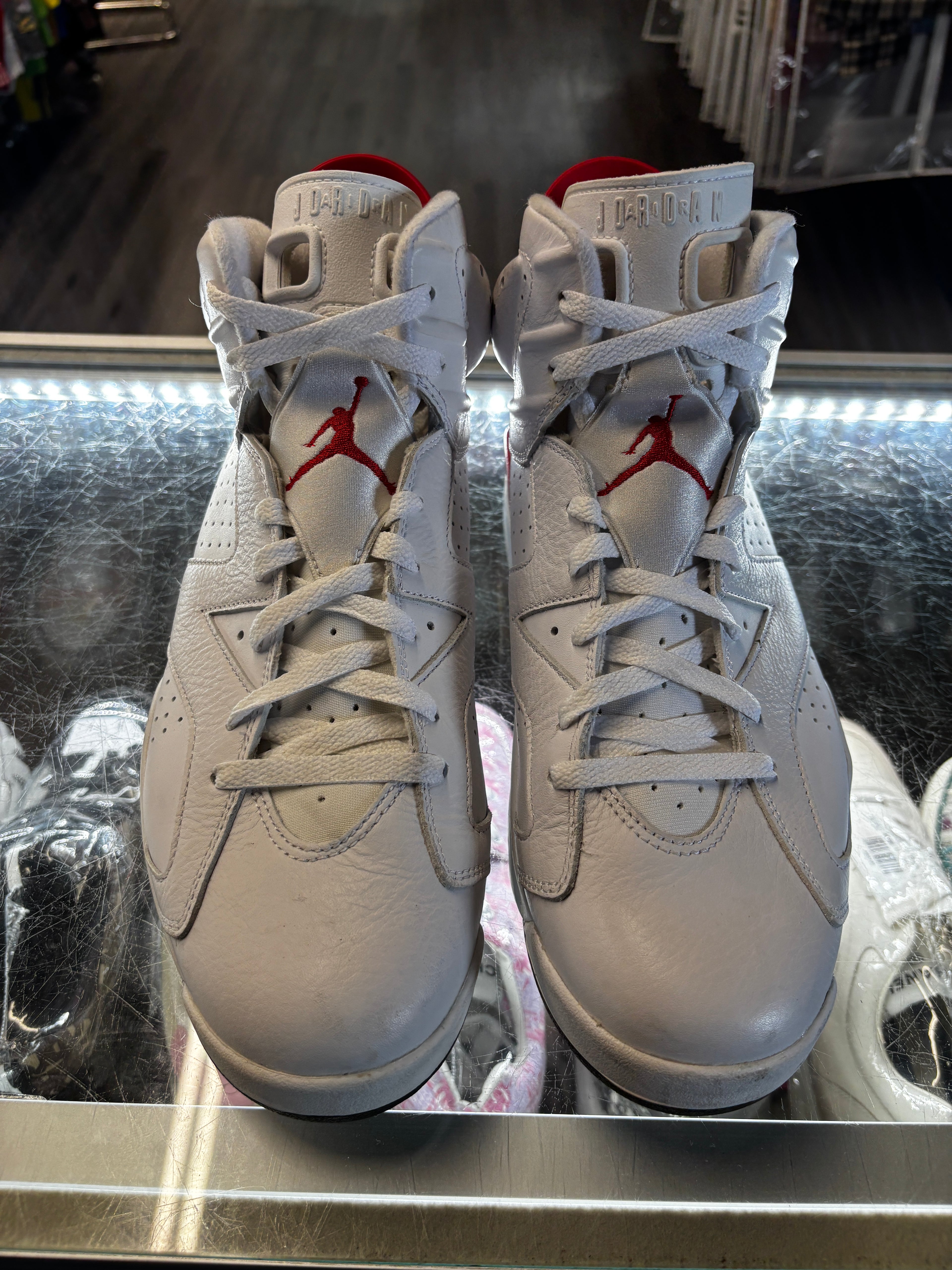 2022 Air Jordan Retro 6 "Red Oreo"