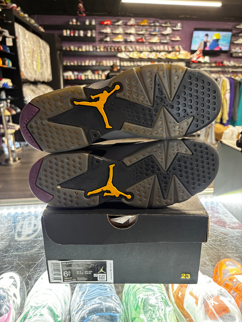 2021 Air Jordan Retro 6 "Bordeaux" (GS)