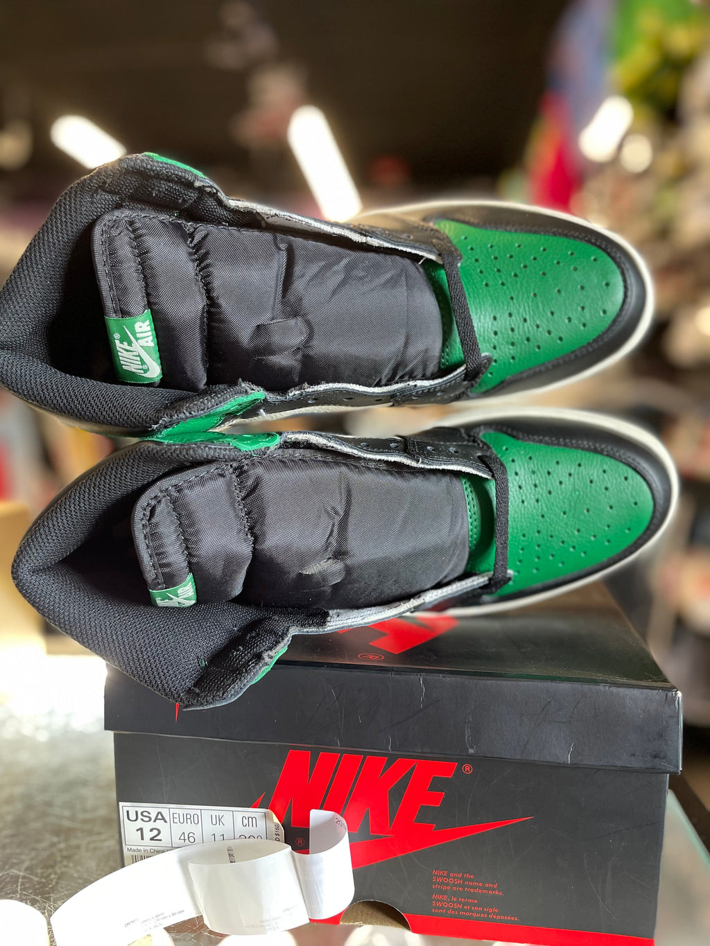 2018 Air Jordan Retro 1 High "Pine Green"